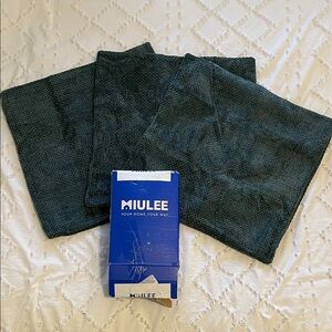 MIULEE Dark Green Throw Pillow Covers set of three nwt